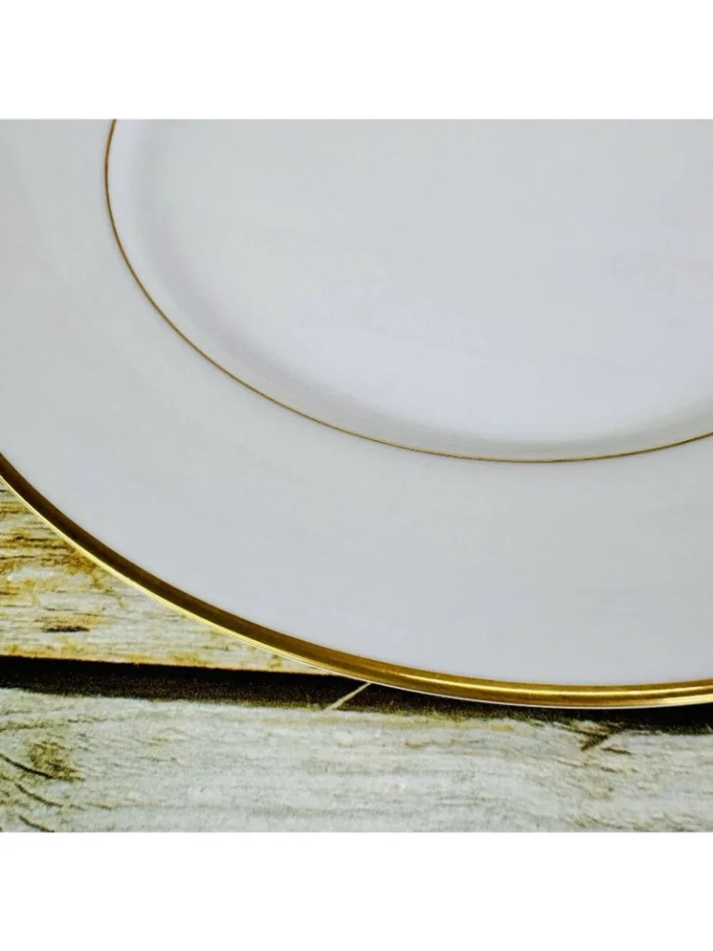 Noritake HERITAGE Contemporary Gold Verge White Porcelain Dinner Plates Set 2